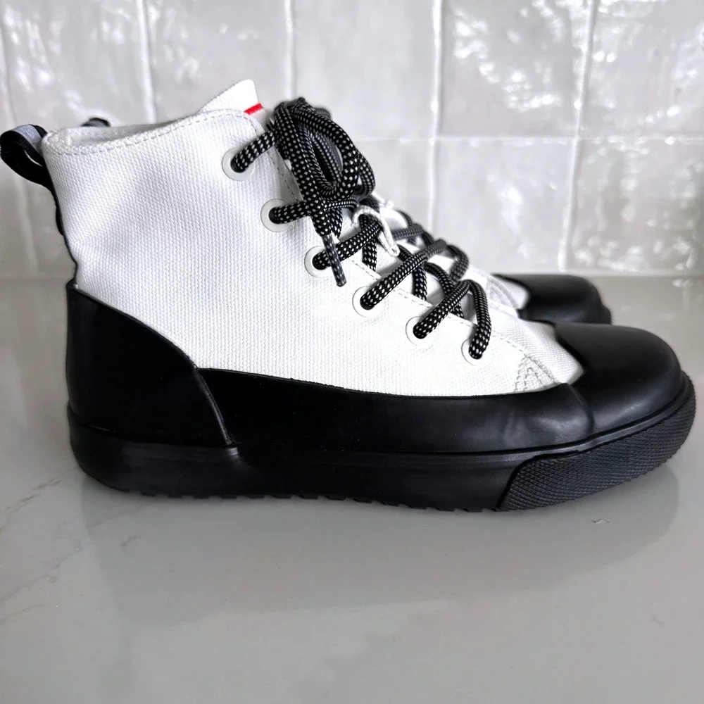 Hunter For Target High Top Sneaker Kids Size 2 White Black Rubber Canvas Boot